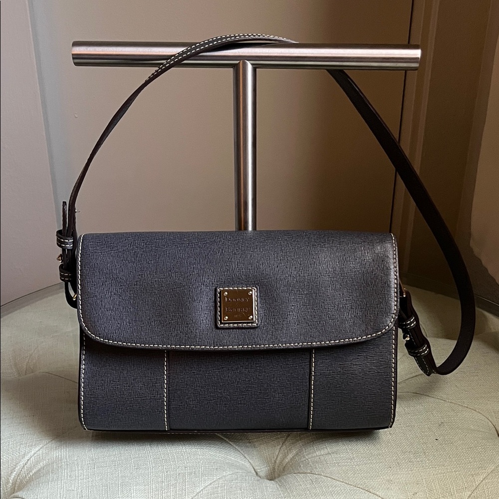 Dooney & Bourke Gray Casey Saffiano Leather (Coated Finish) Clutch Shoulder Bag